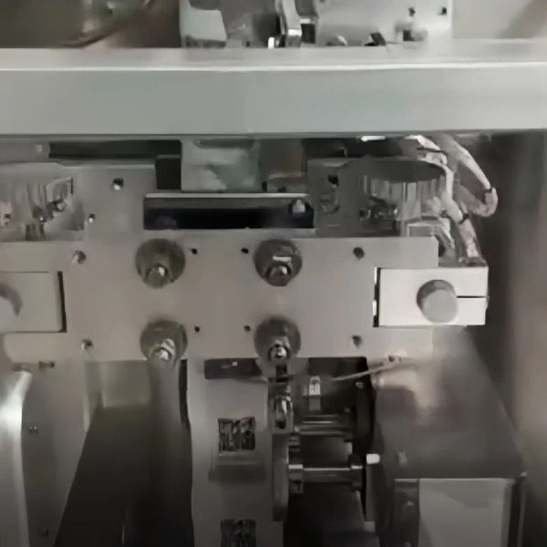 3kw Liquid Packaging Machine High Speed Intelligent Packaging Machine