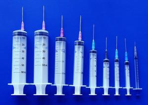 China Disposable Hypodermic Syringe Medical Plastic Luer Lock Syringe For Vaccine on sale