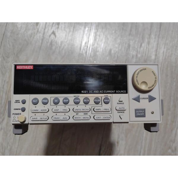 Keithley 6221 Ultra-Sensitive Current Source and DC Power Supply with 100fA to 100mA Range and 10MHz Output Update Rate