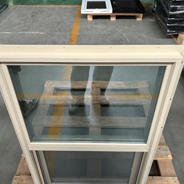 Durable Hardware And Extrusion Profiles Energy UPVC Vinyl Single Hung Windows For Residential Homes