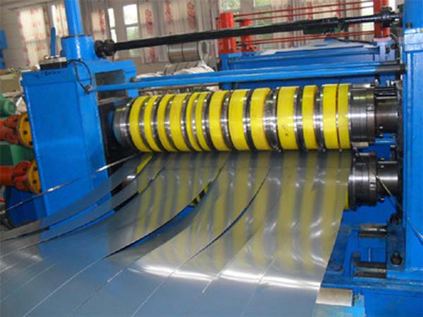 Hydraulic Aluminum Steel Coil Slitting Line , Rolled Sheet Metal Slitting Machine