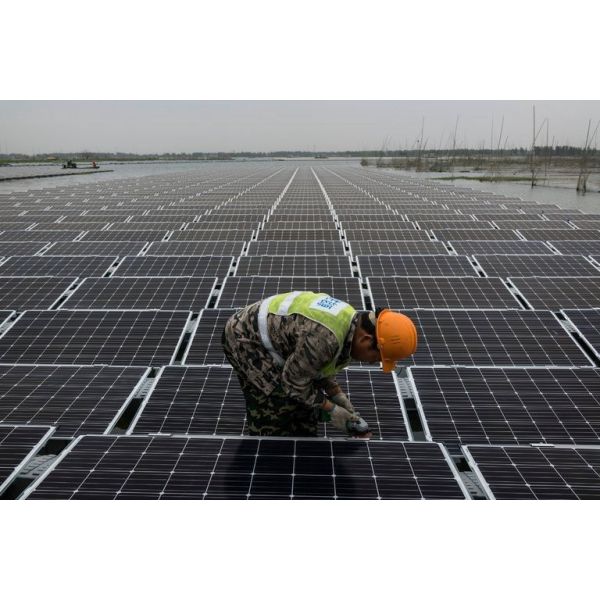 Eco Friendly Stock Solar Panels , Solar Pv Modules Low Degradation