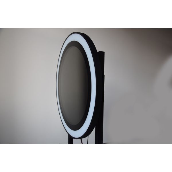 Circular SMD5050 600cd/m2 23.6in LED Bezel Gaming Monitor
