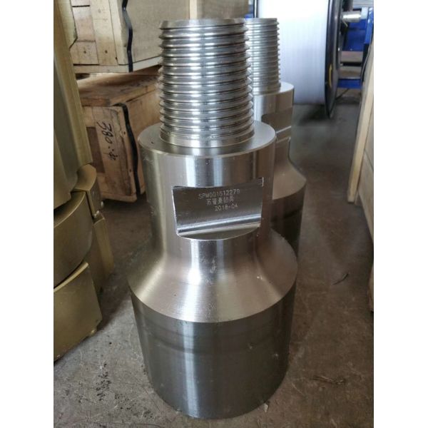Black Drilling Tools Pipe Bits Connection Sub Adapters For Wild Range Well