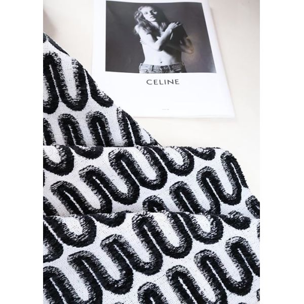 1020gsm Black And White U-pattern Jacquard Chenille For Sofa