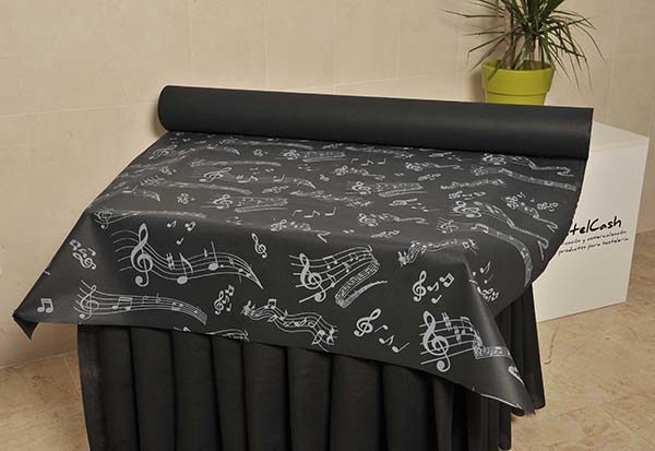 Perforated PP Spunbond Non Woven TNT Table Cloth With Printing Pattern Antibacterial