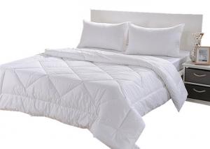 Buy cheap Feather Proof Fabric Quilt Hotel Bedding Sets OEM product