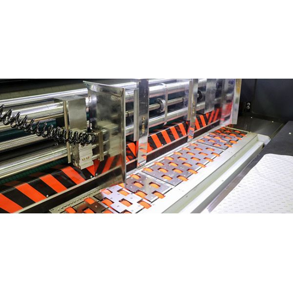 Large Size 4200mm Carton Box 2 Color Flexo Printing Machine With Slotting