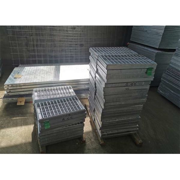 Toothed Non Skid 32*3mm Stair Treads Steel Grating Hot Dip Galvanized