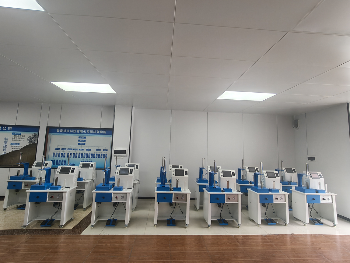 Shoe Making Machine with Pedal Switch Operation and PLC Touch Screen for Flipping and Stretching of Various Shoe Tongues
