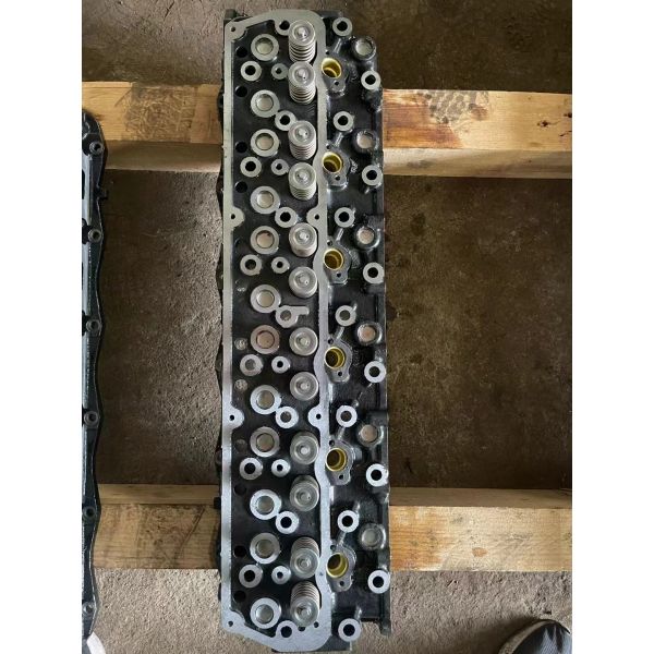 Iron Material Complete Cylinder Head Assy ME993502 6D16 6D17