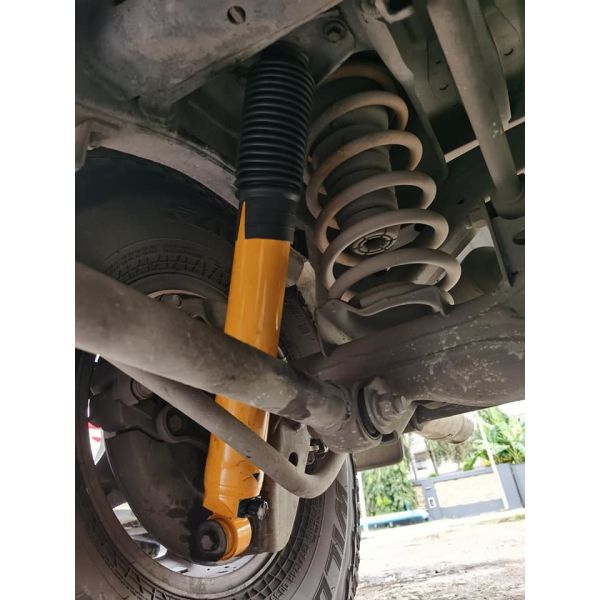 9 Step Adjustable Foam Cell Shock Absorber with 600-650mm Extended Length and 6061-T6 Hard Anodized Aluminum Piston for Jeep Wrangler TJ/JK