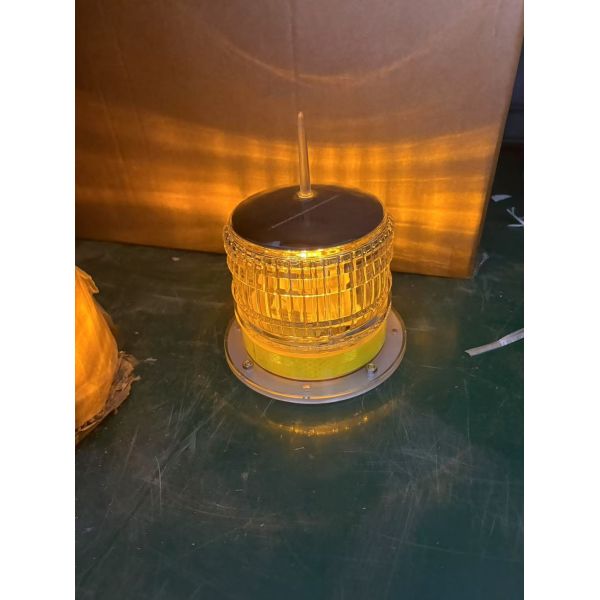 Solar Aviation Obstruction Light Solar Marine Beacon Warning Light Sea Navigation Lamp for Tower