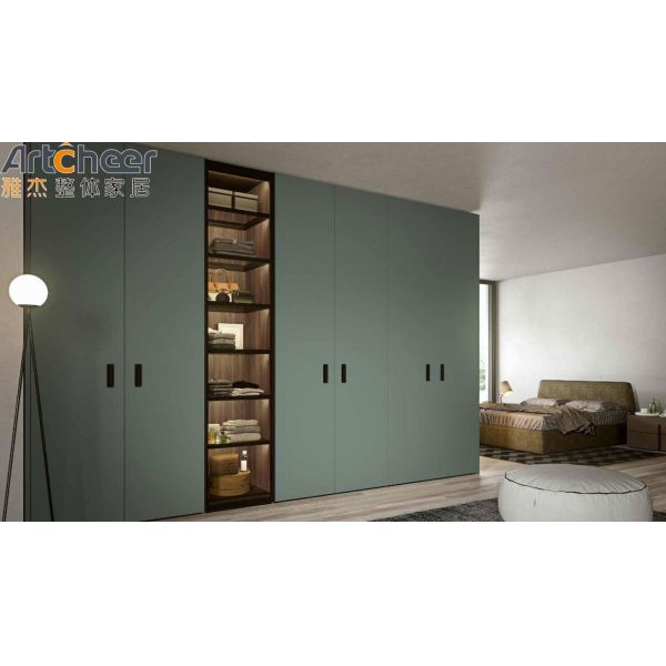 Modern Minimalist Bedroom Wardrobe Cabinet with Simple Design and Cupboard Handles