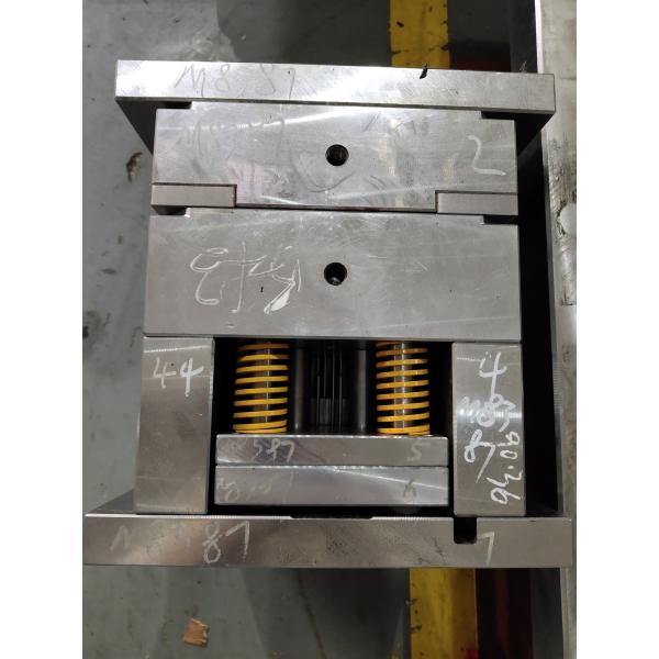 Customized Design High Precision Injection Molding Hot / Cold Runner Type Plastic