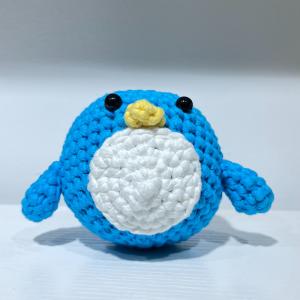 China Ready Stock Seven Craft Cute Penguin DIY Crochet Kit Milk Cotton For Beginners on sale
