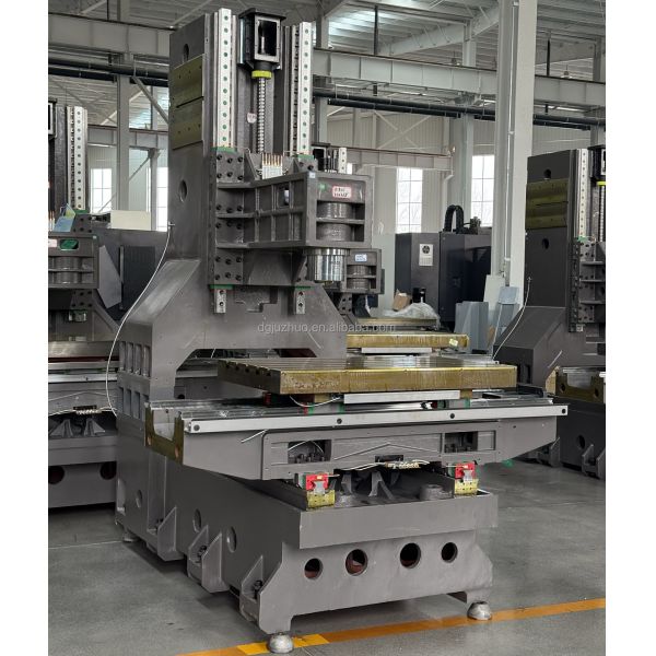 VMC650 Multi Axis CNC Machine Center 8000 RPM Belt Drive BT40 Taper Vertical Milling System