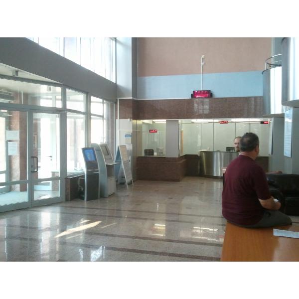 17 Inch Touch Queuing Number Ticket Kiosk Customer Queuing System