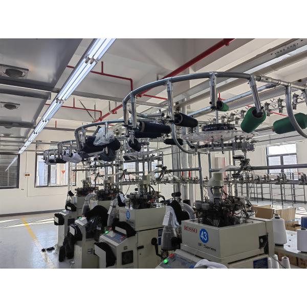 Personalized High Quality Seamless Jacquard Knit Cartoon Novelty Men Cotton Crew Socks