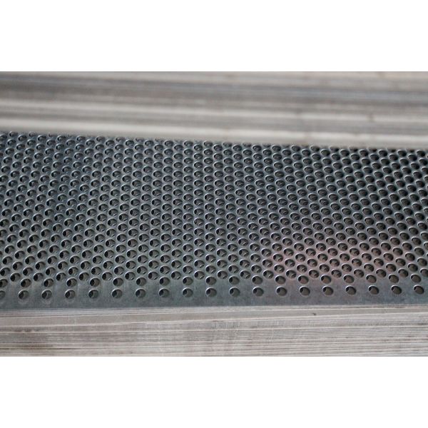 1000×2000mm Galvanized Perforated Sheet Balcony Anti fall Matting