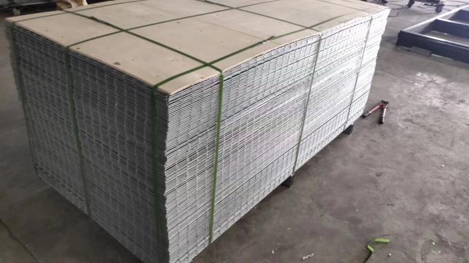 Electro Galvanized Welded Wire Mesh with Low-Carbon Iron Wire and Customizable Sizes for Various Applications