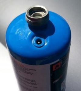 Buy cheap Refrigerant gas R404a small can 700g mapp can product