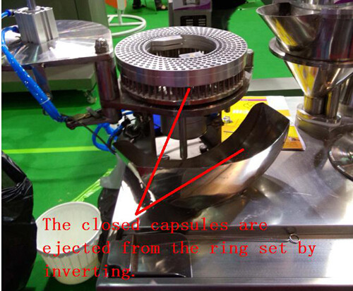 Advanced Touch Screen Semi Automatic Capsule Filling Machine Oil Vacuum Pump