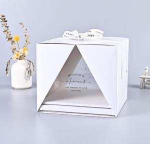 China Customized Foldable White Cake Boxes With Window Simply Design on sale
