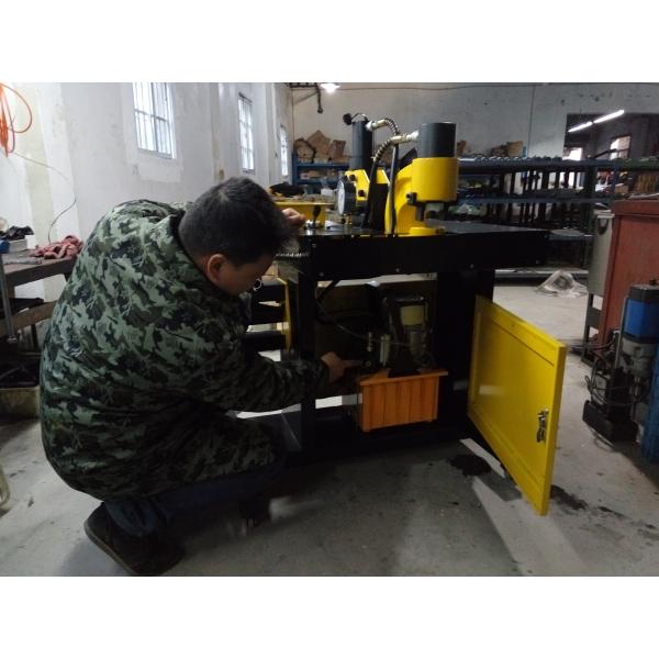 Portable hydraulic busbar processing machine VHB-200 hydraulic busbar machine for bending cutting and hole punching
