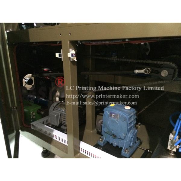 Fully Automatic UV Silk Screen Printing Machine on Sport Bottles