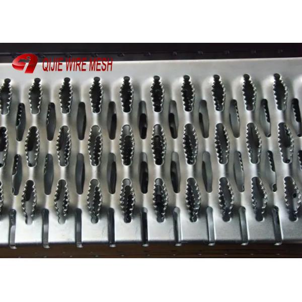 Rustproof Hot Dip Galvanised Steel Walkway Grating Mesh 2.44m Length