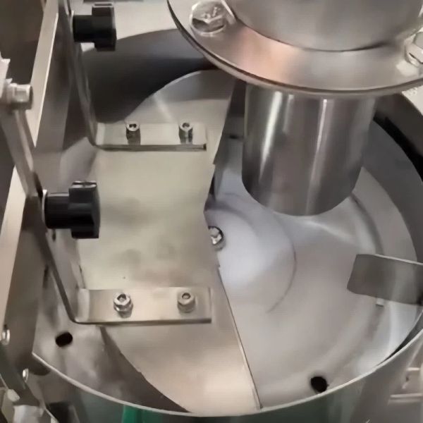 Fast Speed Tea Packing Machine Vertical Granule Pouch Packing Machine 1.5kw