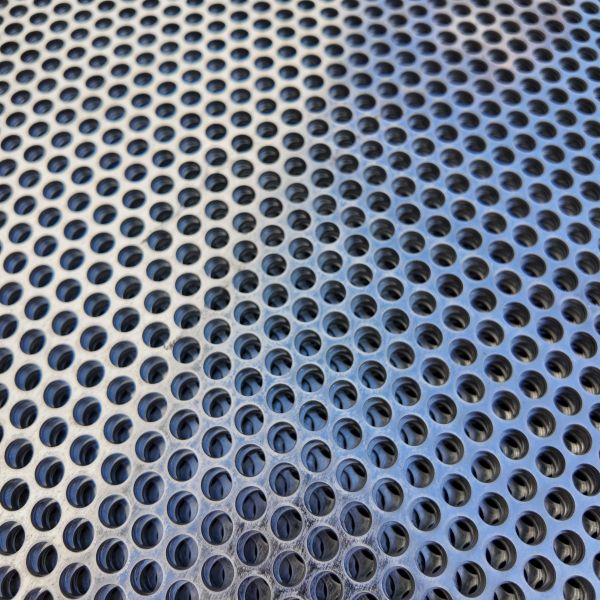 304 Perforated Stainless Steel Sheet Customizable For Filtration