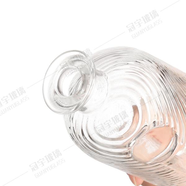 Customized Empty Glass Wine Bottles 500ml 750ml for Clients' Specific Requirements