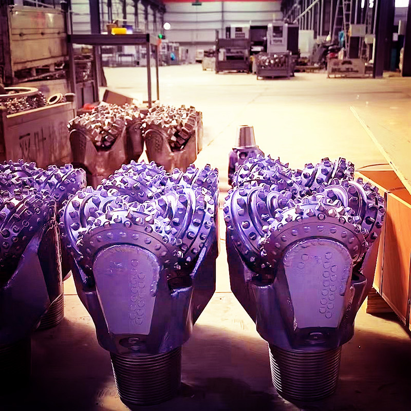 API Standard Roller Cone Drilling Bit Hard Rock Borehole Inserted Tooth Tricone Drill Bit