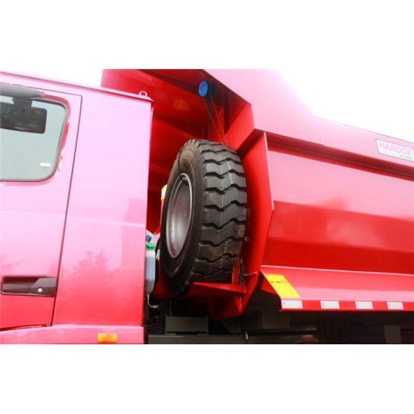 Red Color Sinotruk Howo Dump Truck 6*4 / 30 Tons Tipper Truck mining dumper