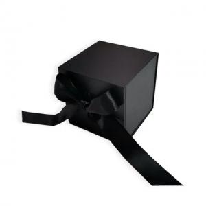 China Custom Cardboard Foldable Paper Box With Offset Printing Silk Printing on sale