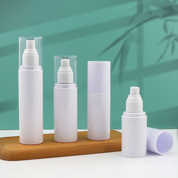 Refillable Leak-proof Plastic Spray Bottles and Cosmetic Spray Bottles with Customizable Options