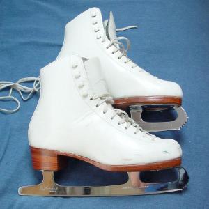 China Custom Strong Roller Skates Blades / Stainless Steel Ice Skate Blades on sale