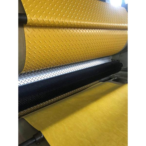 Heavy Duty Willow Leaf Pattern Rubber Flooring Water And Stain Resistant Tread Roll