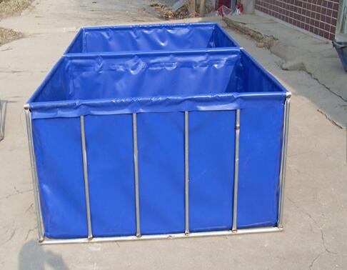 Fireproof 4000L Tarpaulin Fish Tank With Blue Fish Pond Liner Environmental PVC Collapsible Fish Tank