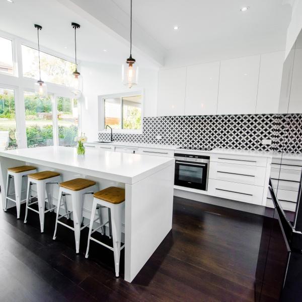 Australian Acrylic Kitchen Cabinet Full Flat Pack High End Painting Glossy White