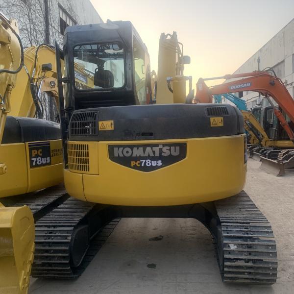 Japan KOMATSU Pc78us 7 Ton Mini Crawler Excavator in Shanghai 0-2000 Working Hours