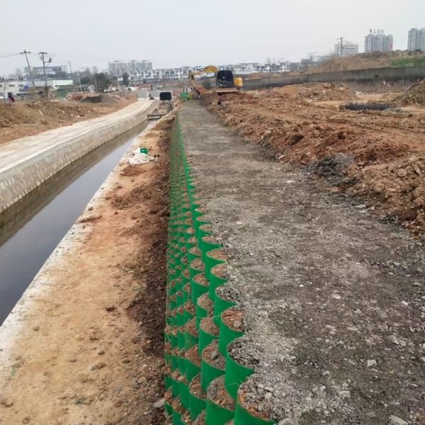 High Strength HDPE Geocell Solutions for Road Reinforcement Load Bearing Stabilization and Subgrade Protection