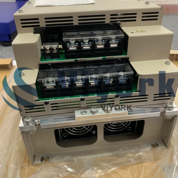 Yaskawa SGDV-210D01A SERVO DRIVE NEW