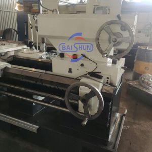 CNC Pipe Threading Lathe Machine QK1332 800mm Swing 320mm Threading