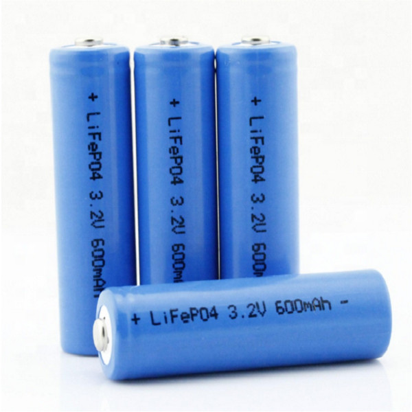 LiFePO4 14500 3.2V 600mAh rechargeable battery cell front view