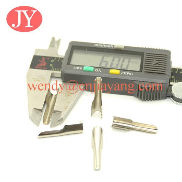 Large size metal barb for paper bags handle strap