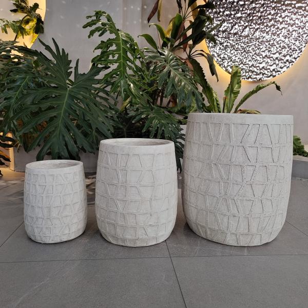 Modern Reinforced Clay Planter Textured Surface For Minimalist Style