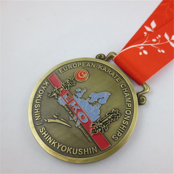 Eastern Dragon-shaped Fun Competition Medals, Commemorative Medals with Soft Enamel and Gold Plating Technique